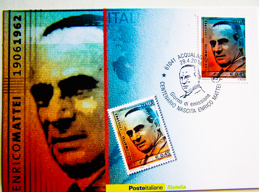 <div></div>