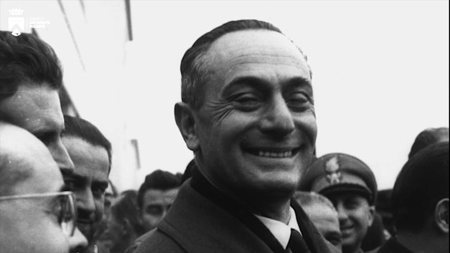 <div></div>