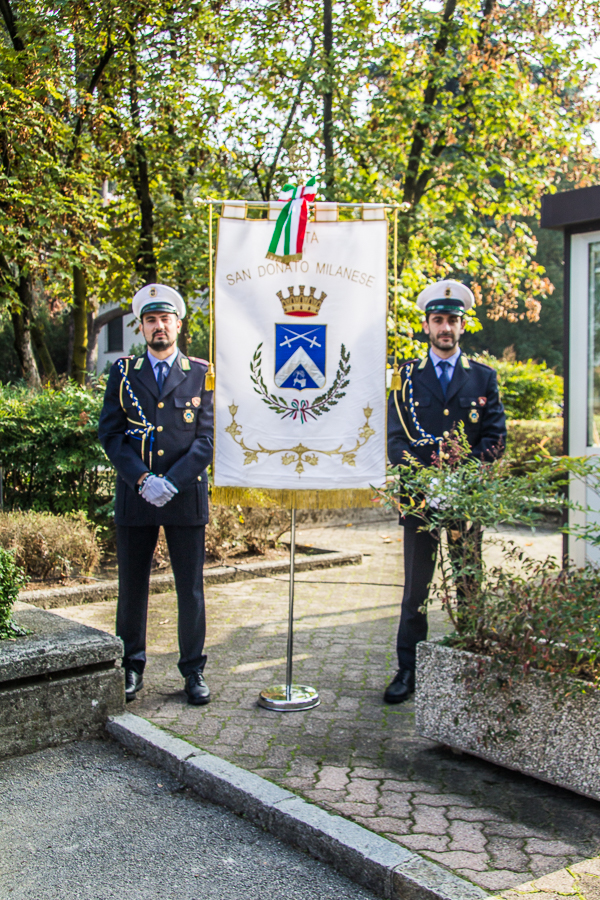 <div></div>