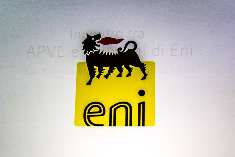 <div></div>