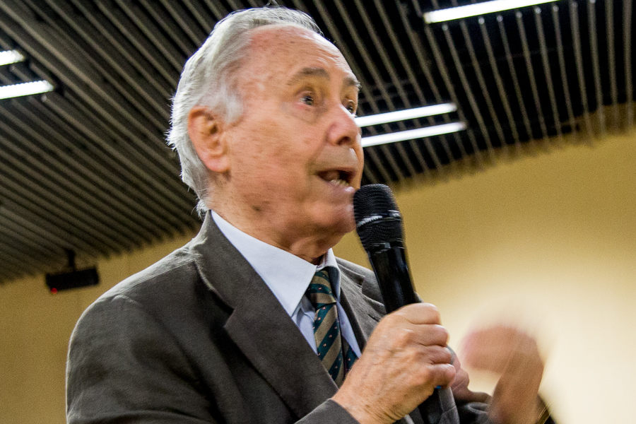 <div></div>