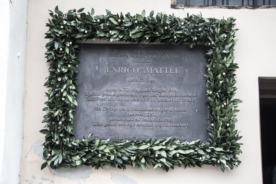 <div></div>